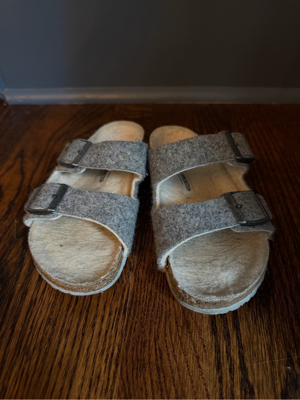 Birkenstock Gray Felt Shearling Lined 2-Strap Buckle Slide Sandals EU 34 - Picture 3 of 8